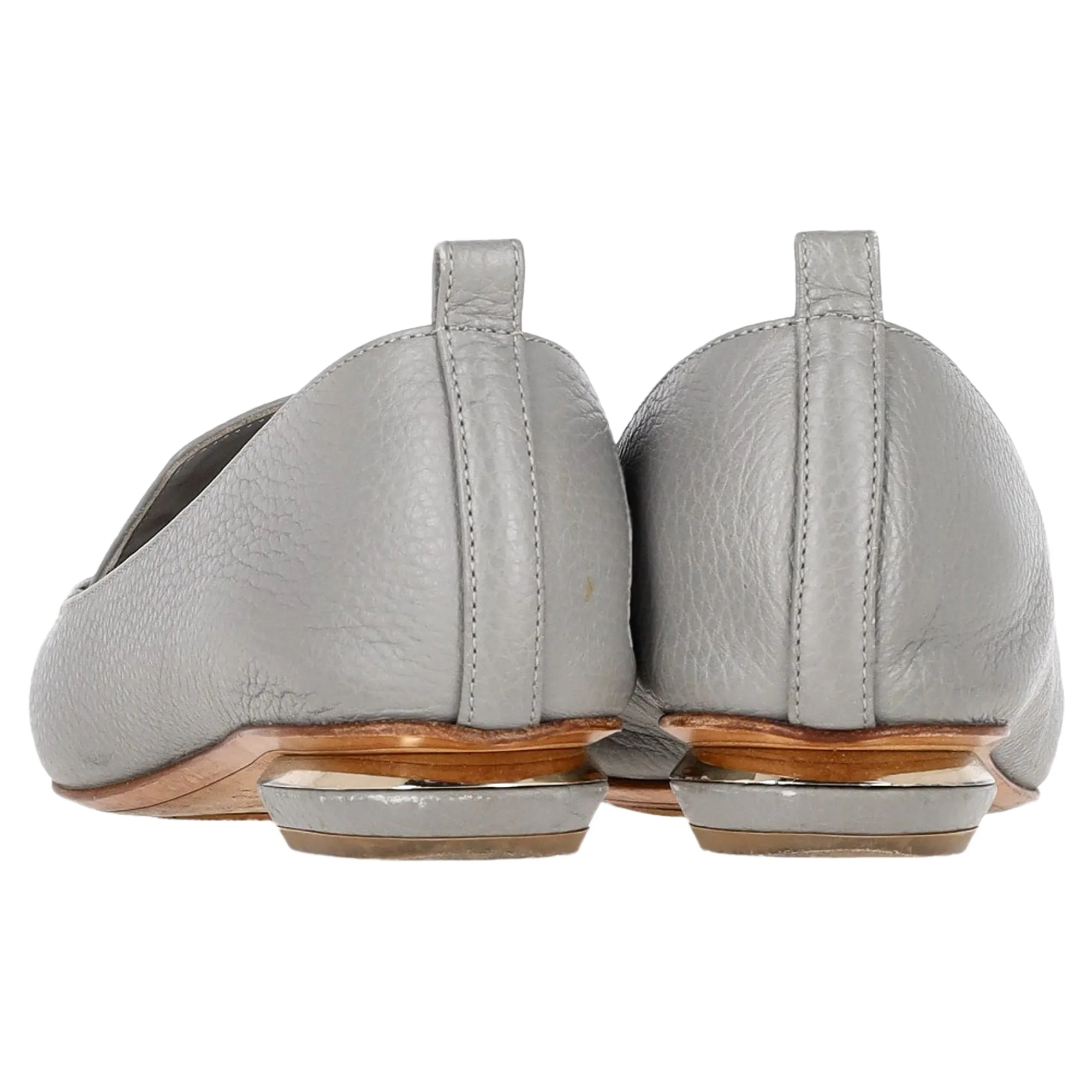 Nicholas Kirkwood Beya Pointed Toe Ballet Flats in Grey Leather